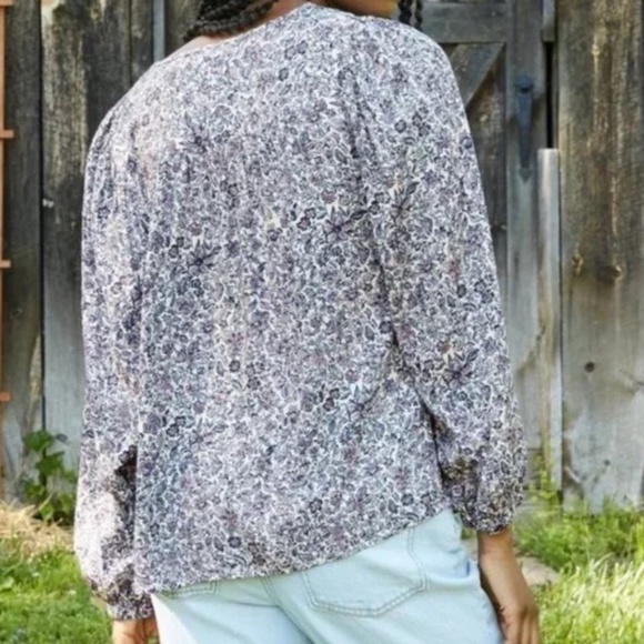 Universal Thread Purple Floral Peasant Top - Picture 4 of 9